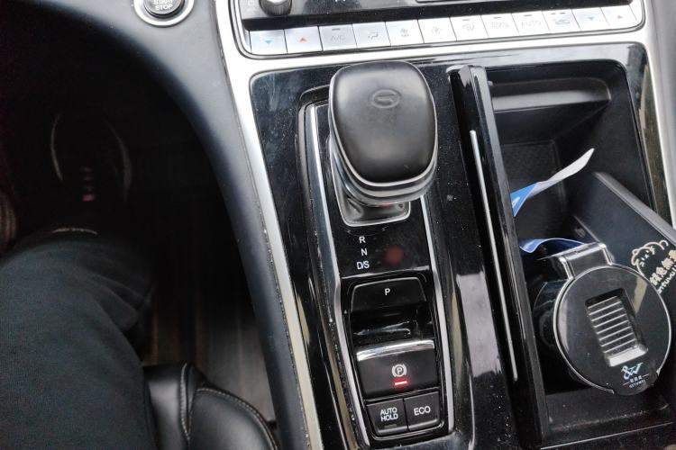 Used GAC Trumpchi M8 2021 Lingxiu Series 390T Deluxe Edition Gear Lever