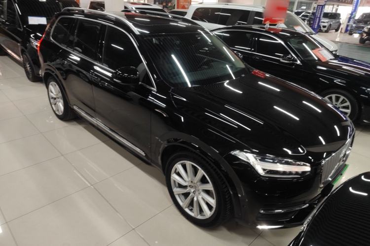 Used Volvo XC90 2018 T6 Zhiya Edition 7-seater Front Right 45 Deg