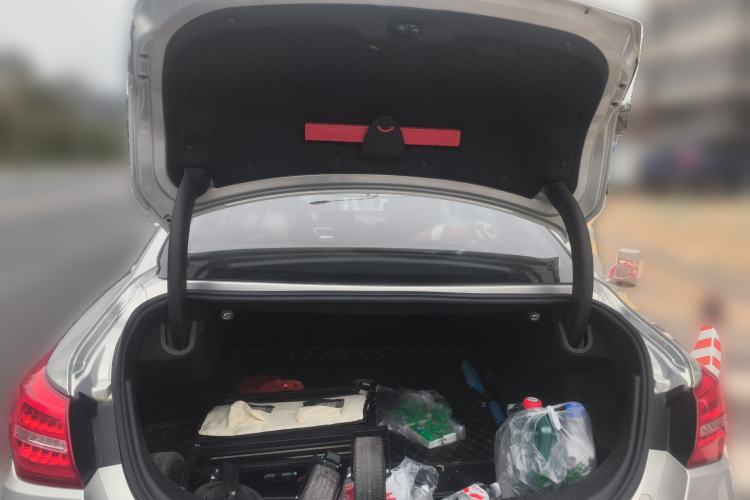 Used Hongqi H5 2019 30TD Smart Connect Enjoy Edition Trunk