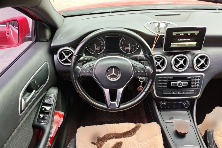 Used Mercedes-Benz A-Class 2015 A 180 Steering Wheel
