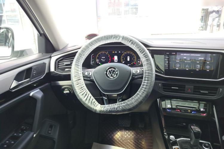 Used Volkswagen Tayron 2022 330TSI Two-Wheel Drive Luxury Smart Connectivity Version