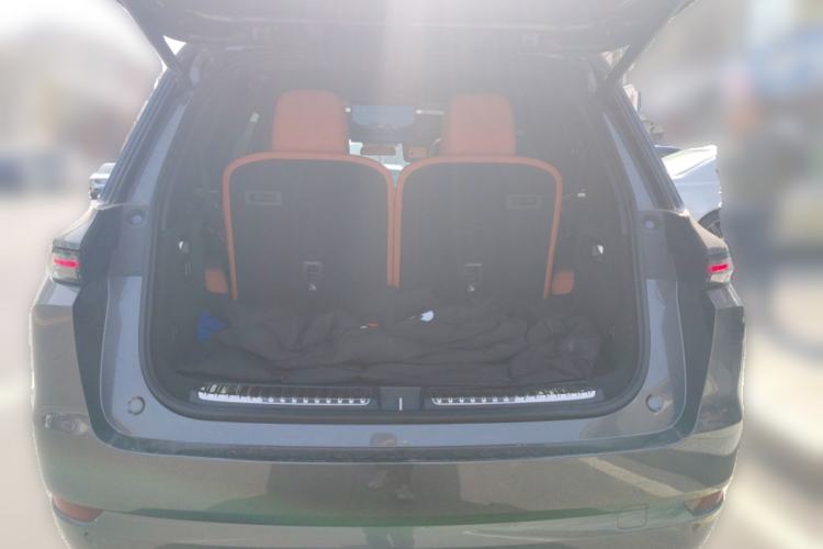 Used Li Auto L9 2022 Max model
