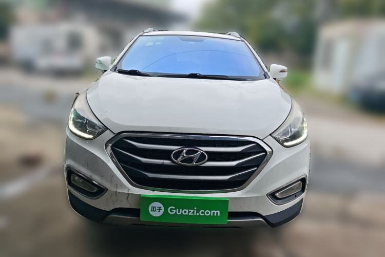 Used Hyundai ix35 2015 2.0L Automatic 2WD Smart Version China V Standard
