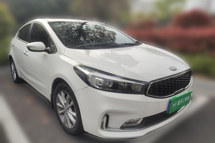 Used Kia K3 2016 1.6L Manual GLS Front Right 45 Deg