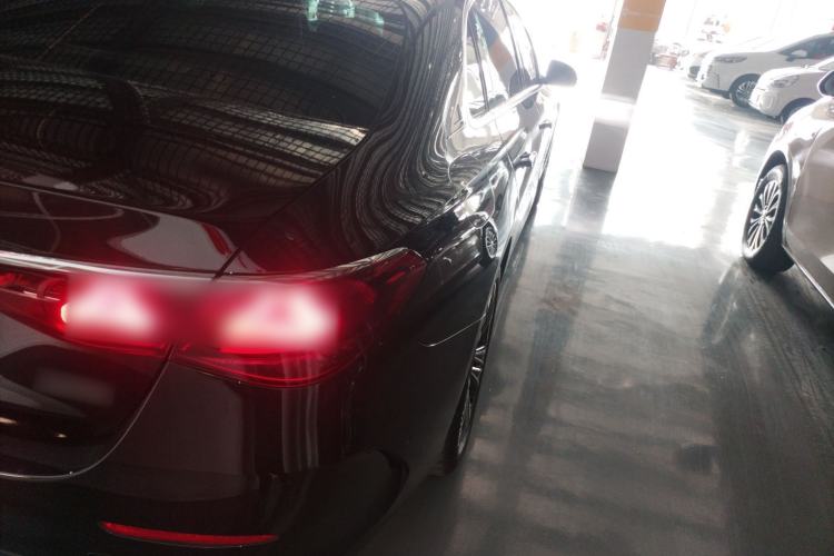 Used Mercedes-Benz E-Class New Energy 2024 E 350 e L Plug-in Hybrid Sports Sedan Exterior 6