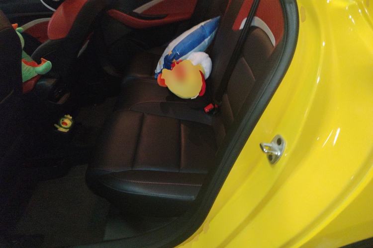 Used MG 5 2022 180 DVVT CVT Youth Luxury Edition Left Rear Seat