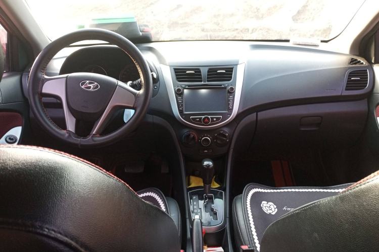 Used Hyundai Verna Ray 2016 1.4L Automatic Leading-Edge GLX