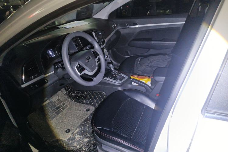 Used Hyundai Elantra (6th Generation / Lingdong) 2016 1.6L Automatic ZhiXuan – Elite Version