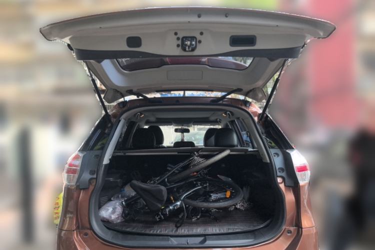 Used Nissan X-Trail 2014 2.0L CVT Comfort Edition 2WD Trunk