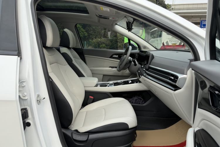 Used Kia Sportage (Chinese Domestic Model) 2023 1.5T Two-Wheel Drive Prestige Edition Interior 7