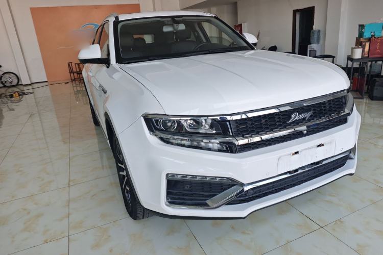 Used Zotye Domy X7 2017 1.8T Manual Luxury Model Front Right 45 Deg