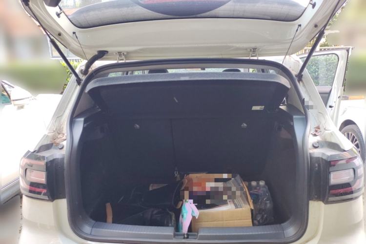 Used Volkswagen Tacqua 2020 1.5L Automatic Yue