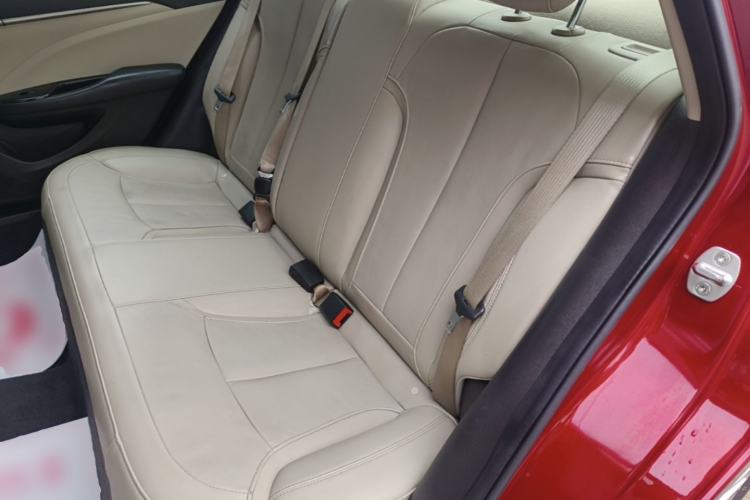 Used Buick GT 2019 15T Dual-Clutch Connected Elite Model China VI Left Rear Seat