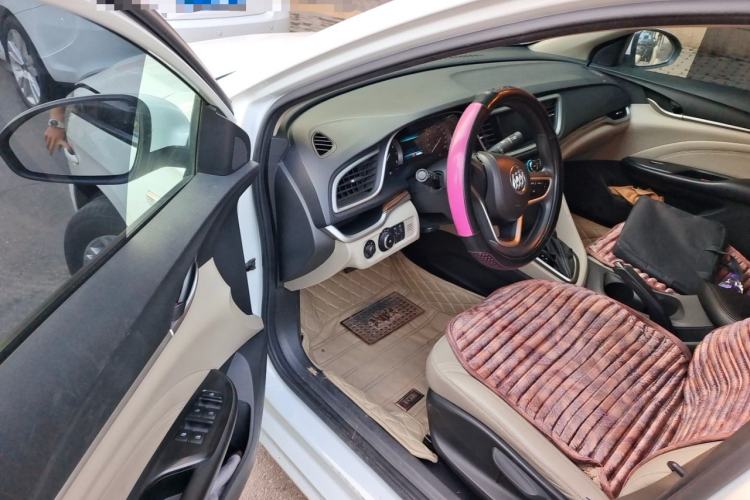 Used Buick GT 2015 15N Automatic Deluxe Edition