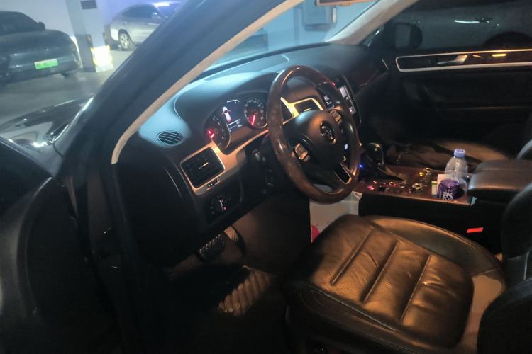 Used Volkswagen Touareg 2011 3.0 TSI High-End Version
