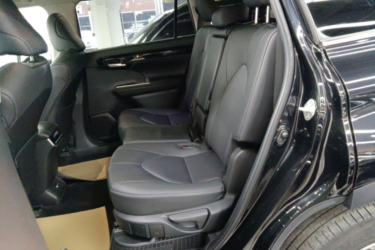 Used Toyota Highlander 2023 2.5L Smart Electric Hybrid Dual-Engine Four-Wheel Drive Prestige Version – 7 Seats
