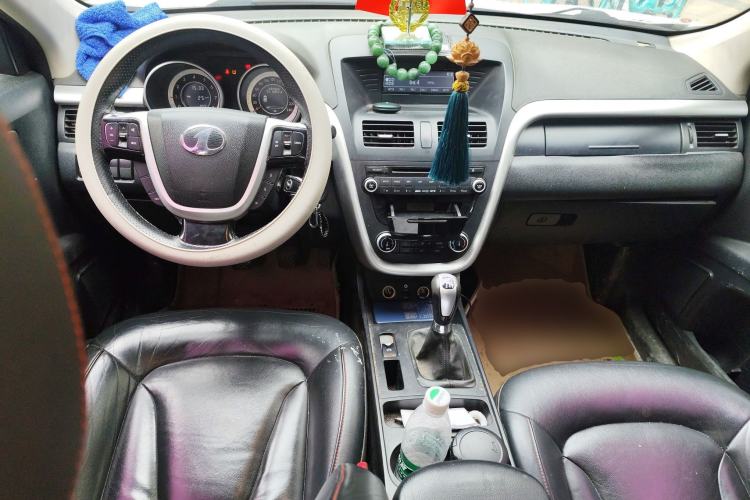 Used Bestune X80 2013 2.0L manual luxury version