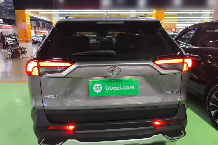 Used Toyota RAV4 2021 2.0L CVT Two-Wheel Drive Prestige Edition Rear