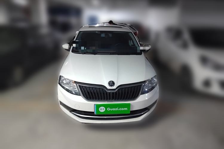 Used Skoda Rapid Spaceback 2018 1.6L Automatic Comfort Edition
