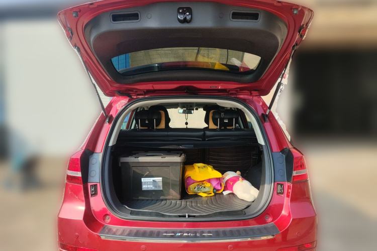 Used Haval H2 2015 1.5T Automatic Two-Wheel Drive Elite Edition Trunk