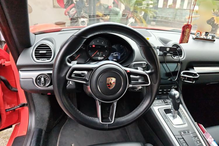 Used Porsche 718 2016 Cayman 2.0T