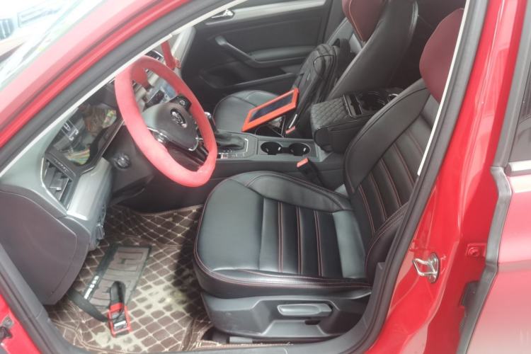 Used Volkswagen Lamando 2019 230TSI DSG Fashion Edition China V Standard