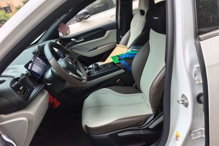 Used BYD Qin PLUS 2024 HONOR Edition DM-i 55KM Leading Model Left Front Seat