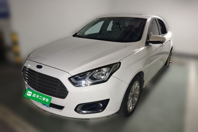 Used Ford Escort 2015 1.5L Automatic Fashion Model