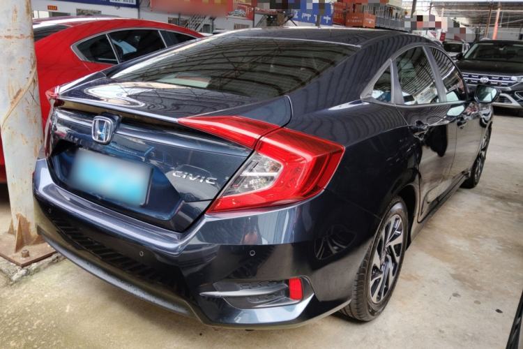 Used Honda Civic 2016 220TURBO Manual Luxury Edition
