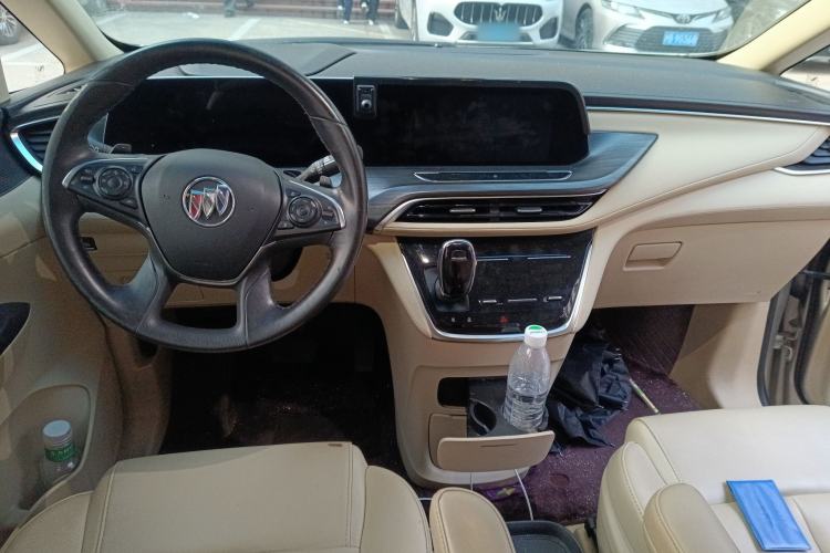 Used Buick GL8 2022 ES Landtrek 653T Luxury Edition