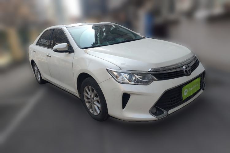 Used Toyota Camry 2016 2.0G 10th Anniversary Leading Edition
