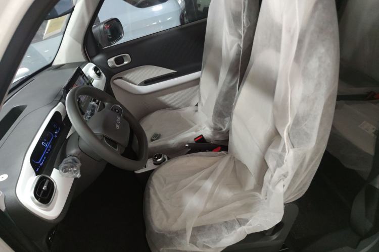 Used Geely Galaxy Panda 2025 210km Panda Rider Left Front Seat