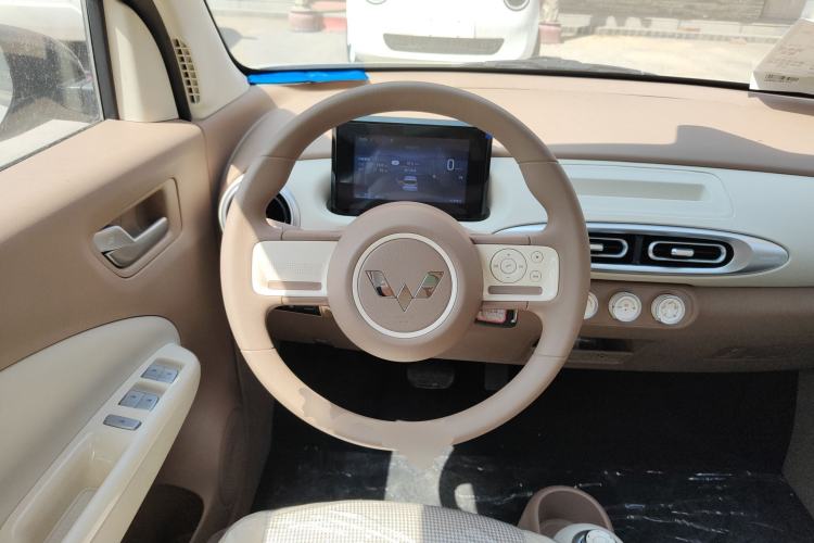 Used Wuling Hongguang MINIEV 2025 Four-Door Version Advanced Edition Steering Wheel