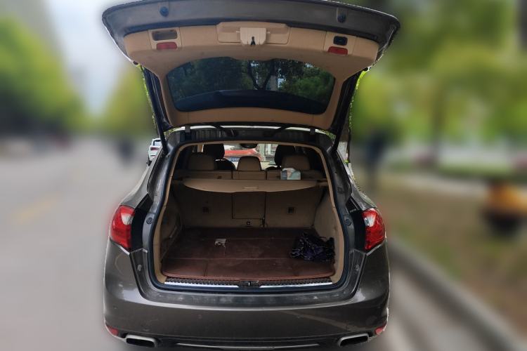 Used Porsche Cayenne  Trunk