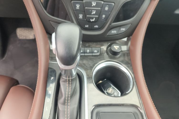 Used Buick Envision 2014 28T All-Wheel-Drive Versatile Sports Flagship Edition