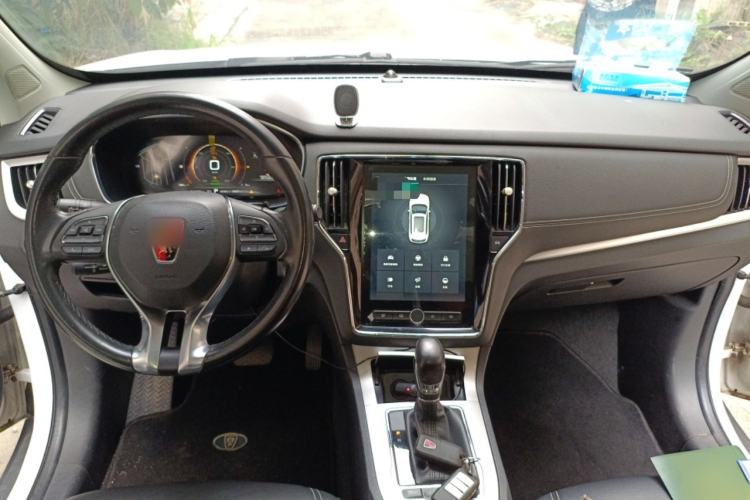 Used Roewe RX5 New Energy 2017 eRX5 50T Hybrid Connected Prestige Flagship Edition Center Console