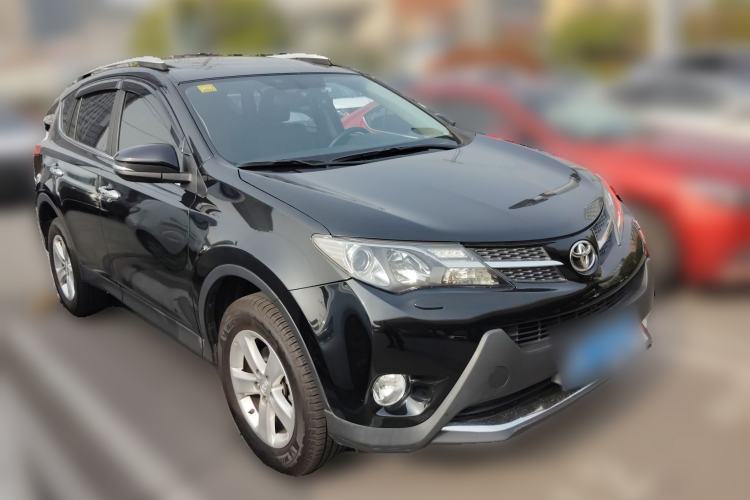 Used Toyota RAV4 2013 2.5L Automatic 4x4 Elite Edition Front Right 45 Deg