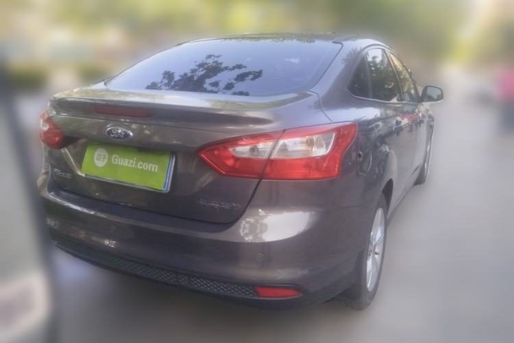 Used Ford Focus 2012 Sedan 1.6L Automatic Fashion Edition
