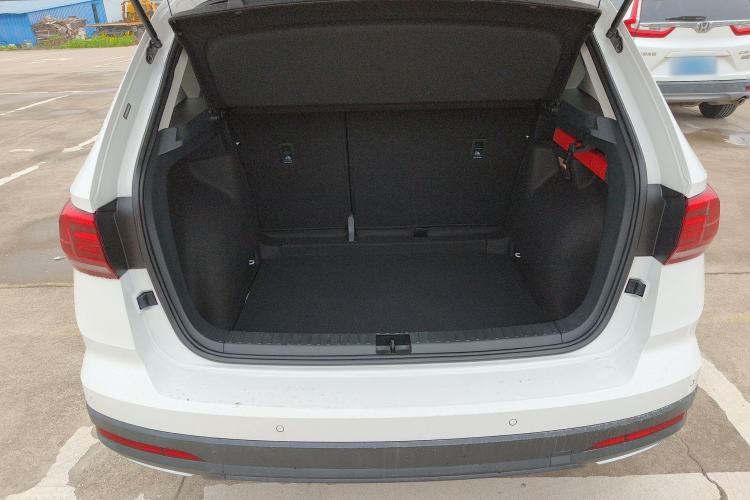 Used Volkswagen Tharu 2021 280TSI Two-Wheel Drive Comfort Edition Trunk