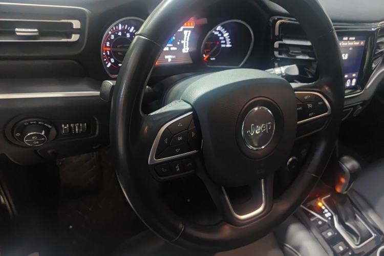 Used Jeep Grand Commander 2018 2.0T Four-Wheel Drive Enjoyment Edition China VI