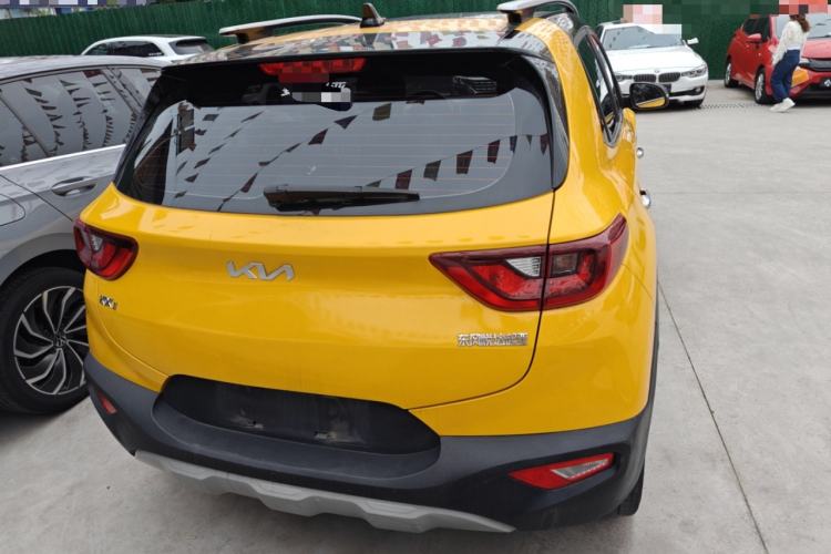 Used Kia kx1 Stonic 2021 1.4L CVT Sunroof Model
