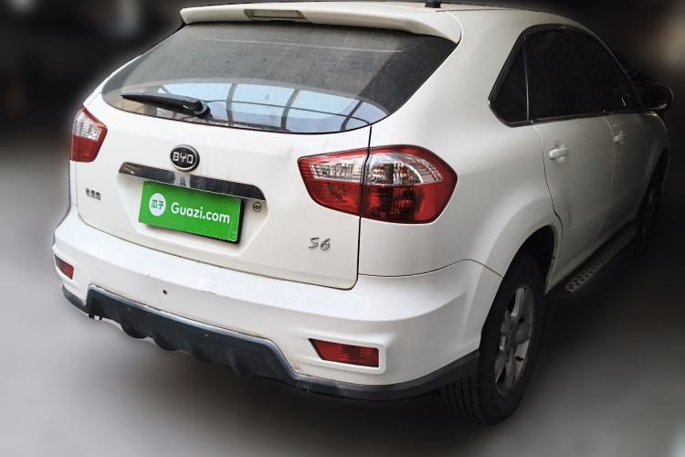 Used BYD S6 2013 Jingyue Edition 2.0L Manual Luxury Model 5 Seats