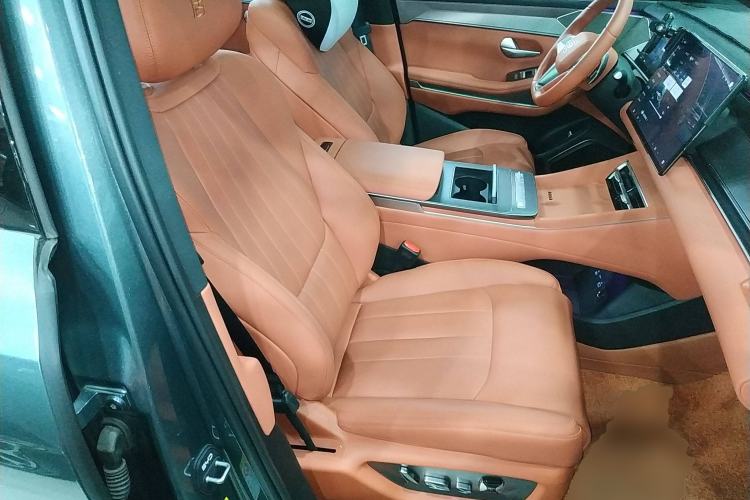 Used BYD Tang L 2025 DM 200KM Four-Wheel Drive LiDAR Flagship Model
