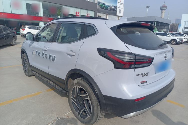 Used Nissan Qashqai 2025 Honor 2.0L CVT XV+ Leading Edition
