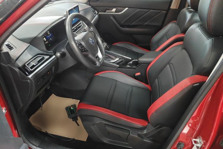 Used Venucia T60 2018 1.6L CVT Smart & Fun Version China VI Standard
