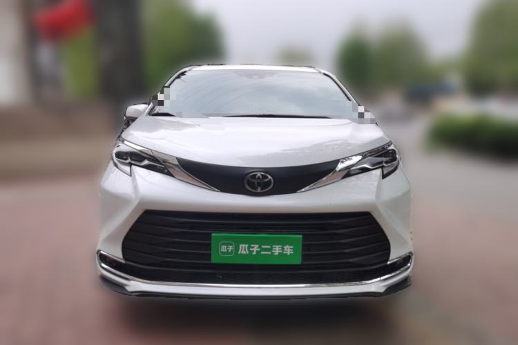 Used Toyota SIENNA 2026 Model 2.5L Dual-Engine Two-Wheel-Drive Comfort Edition
