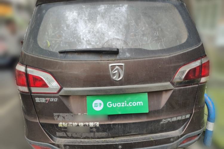 Used Baojun 730 2014 1.5L manual Comfort version 7 seats Rear