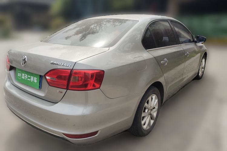 Used Volkswagen Sagitar 2012 1.4TSI Automatic Luxury Edition
