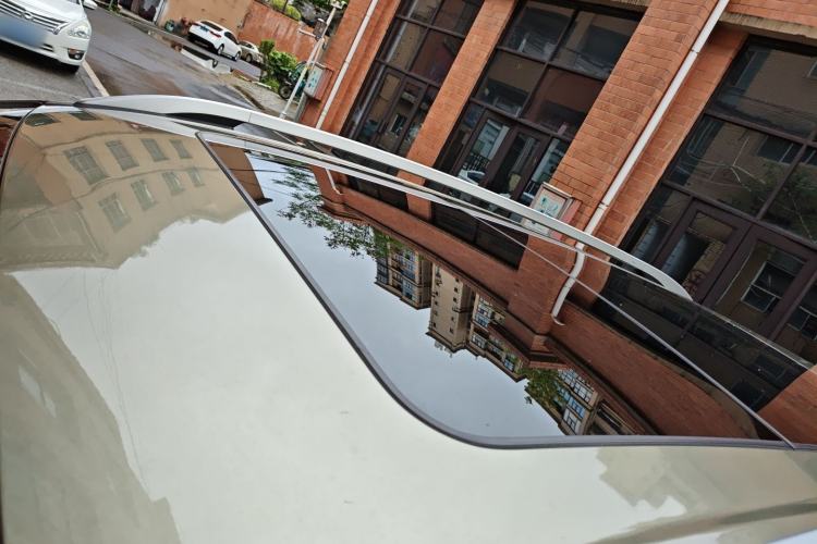 Used Ford Kuga 2017 EcoBoost 180 Two-Wheel-Drive Tiger Leap Model Roof