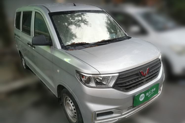Used Wuling Hongguang V 2022 1.5L Jingqu Edition Electric-Assist LAR
